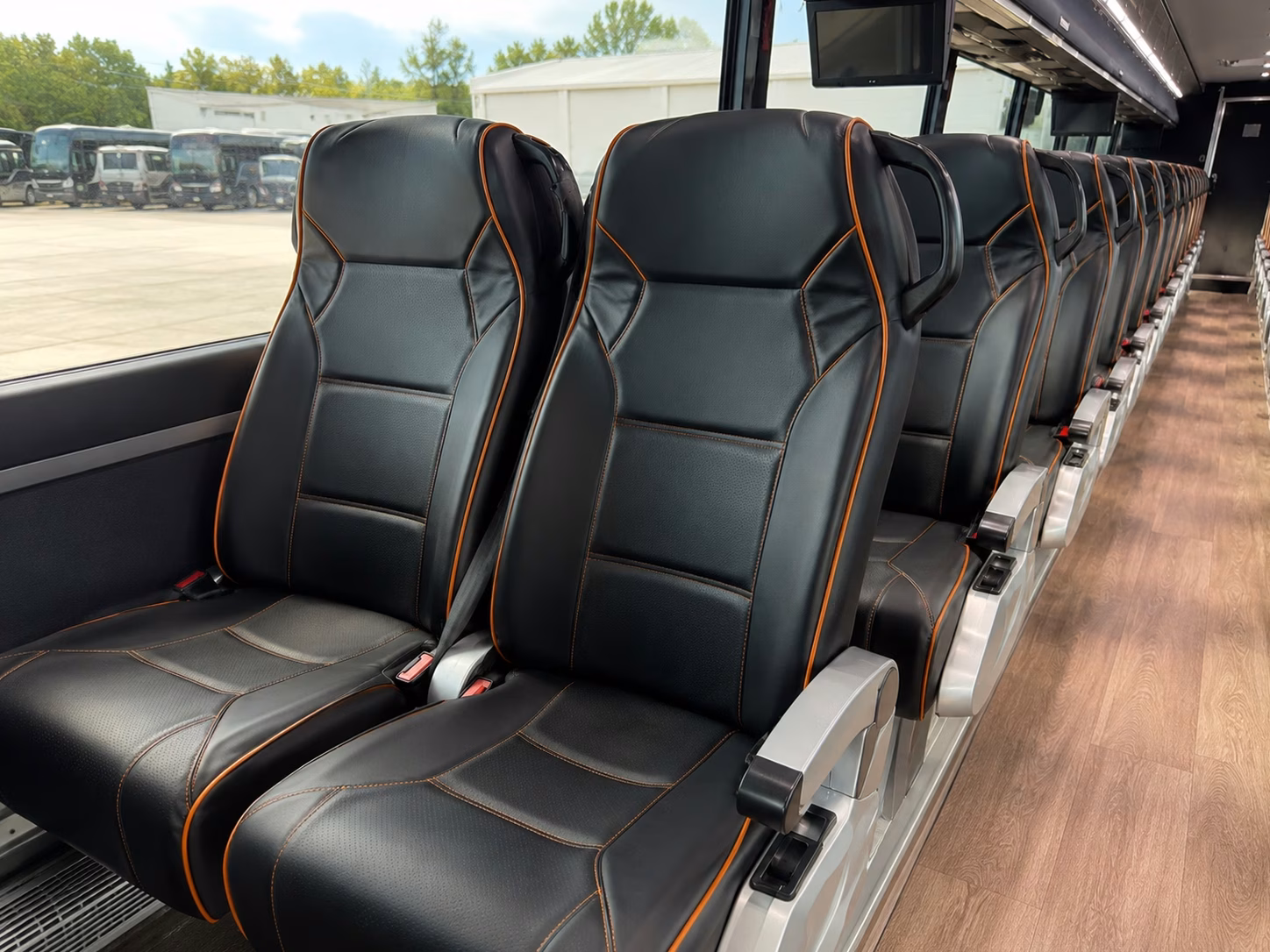 flower mound wedding shuttle buses for grapevine lake ceremonies